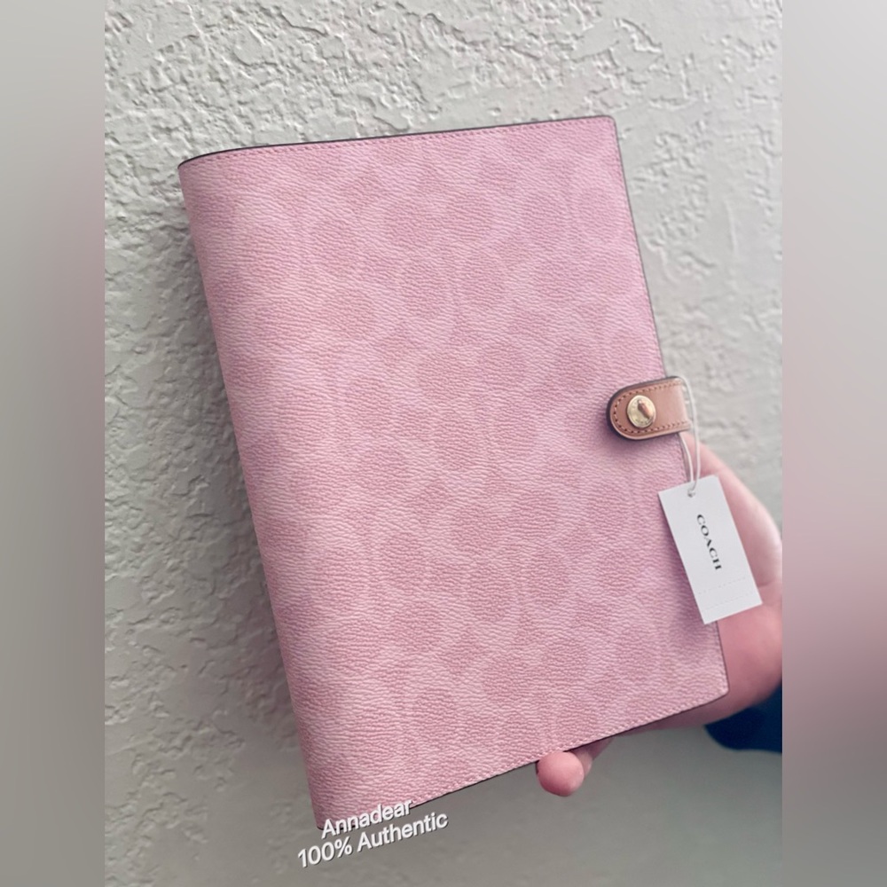 COACH Powder Pink Notebook in Signature Canvas NWT - Picture 2 of 6